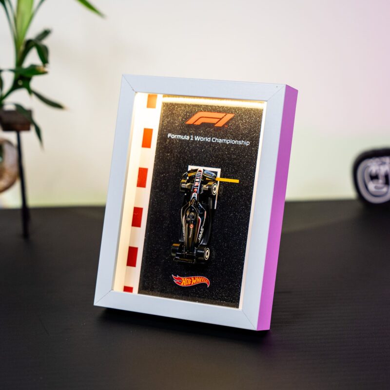 haas f1 led tablo ürün fotoğrafı