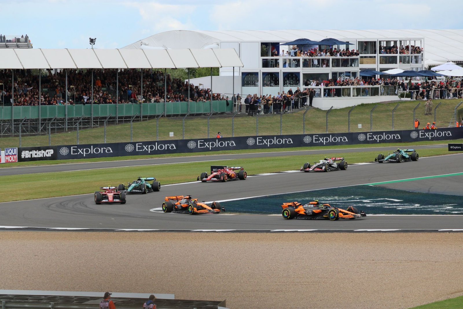 f1 türkiye gp tribün ve pist atmosferi