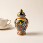 37481-minimalist-seramik-vazo-hero-natural-1 Japon Satsuma Tarzı Siyah Zeminli Minyatür Kapaklı Küp (Black Satsuma Ginger Jar)
